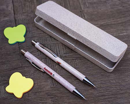 Bolígrafos con estuche